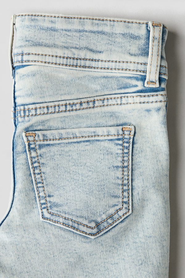 HMKD025  Superstretch Flared Leg Jeans  Cotton 79%, Polyester 20%, Spandex 1%  Embroidered-Motif  2-